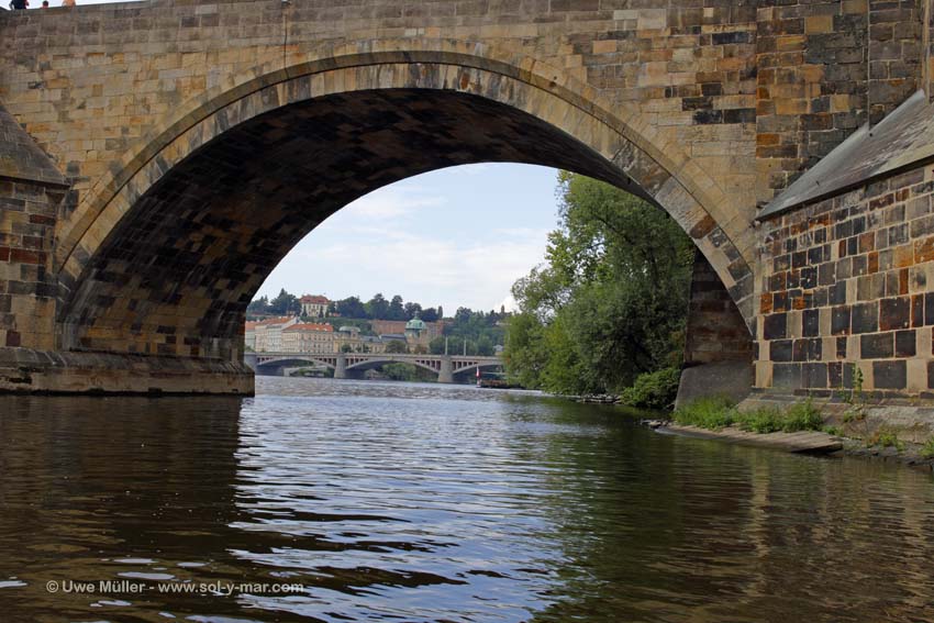 Karlsbrücke (Karlův most)